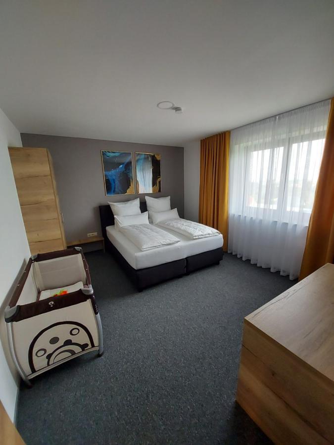 Ferienwohnung Nikolena Pirmasens Εξωτερικό φωτογραφία